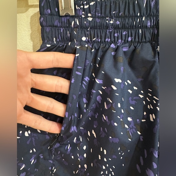 Zella Blue and White Athletic Shorts with Elastic Waistband - Picture 2 of 4